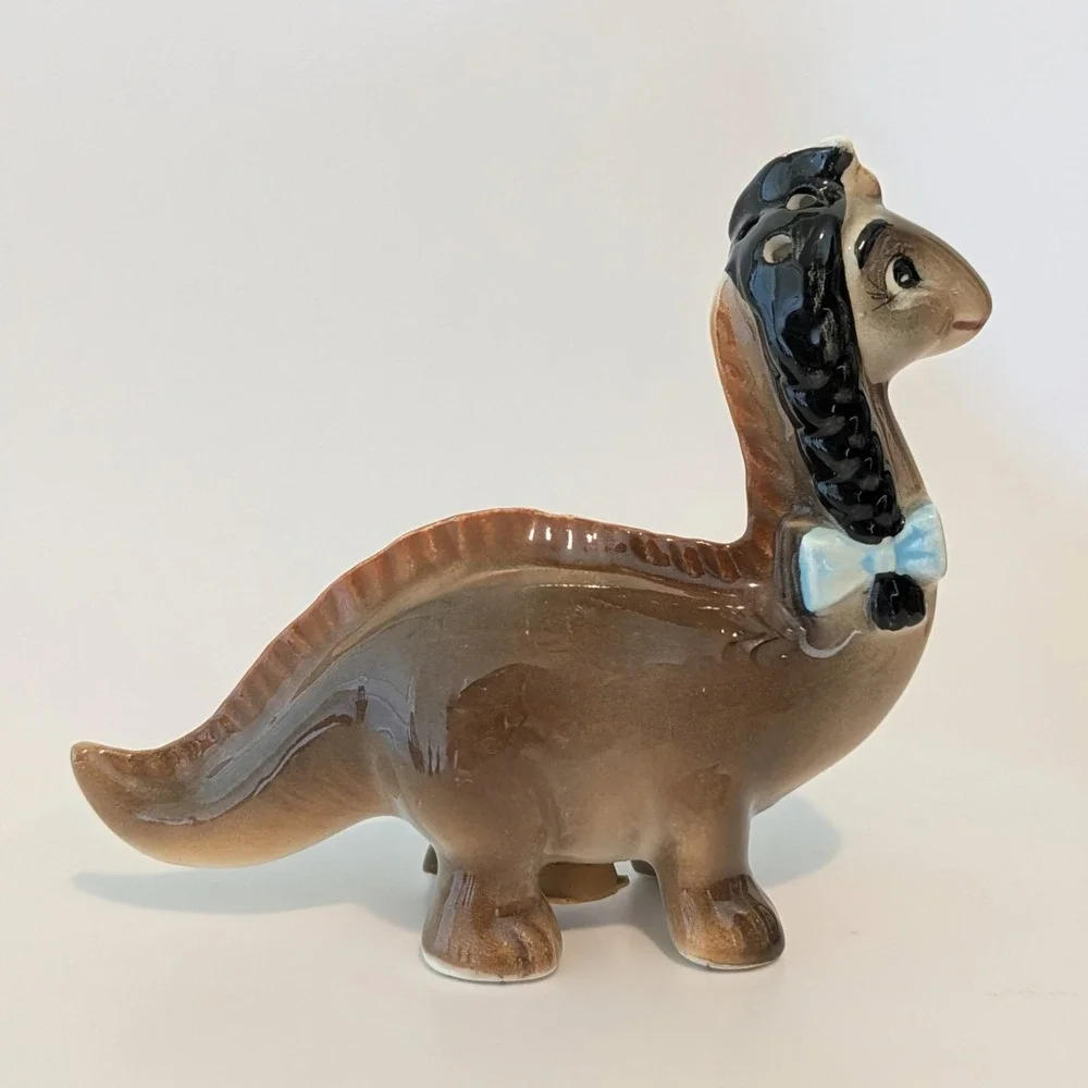 Vintage 1950s Norcrest Dinosaur Salt And pepper Shakers. Braids Teeth Boy Girl‎